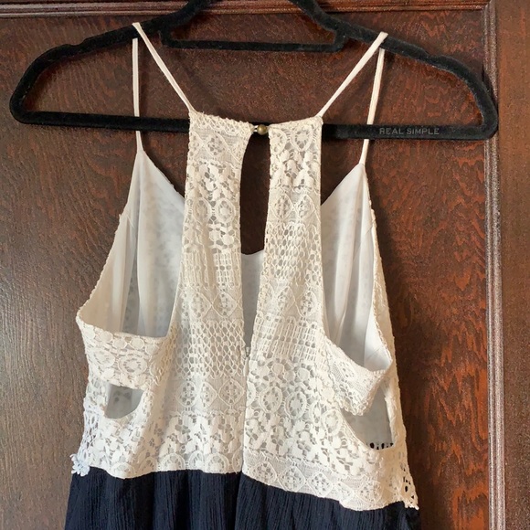 Summer dress - Picture 3 of 3